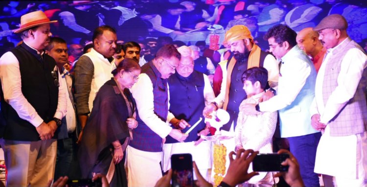 पटना में "देशरत्न कांक्लेव 2023" का हुआ भव्य आयोजन....