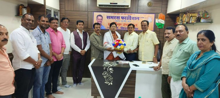 Samras Foundation ने किया कुंवर वीरेंद्र प्रताप सिंह का सम्मान