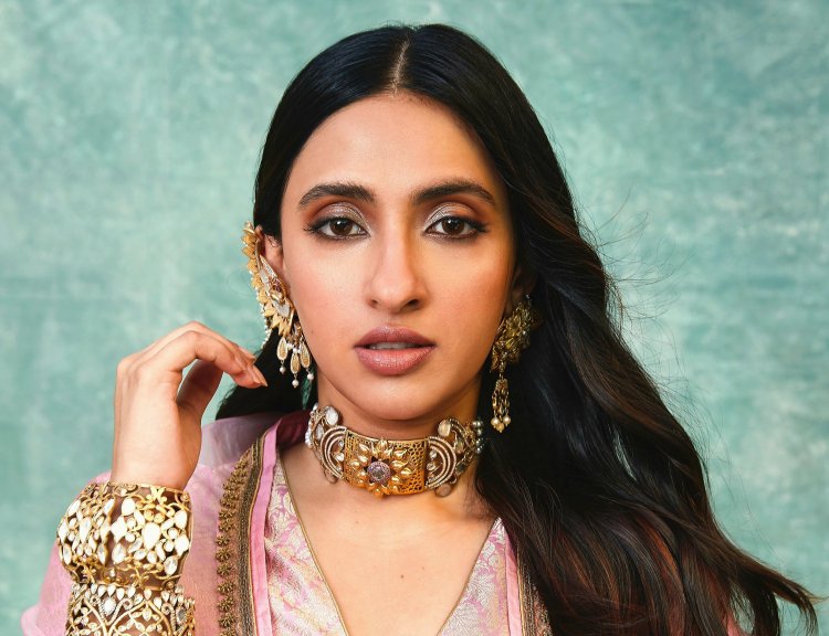  'दस्तूर' में नीना गुप्ता की बेटी का रोल करने को लेकर आकांशा रंजन कपूर ने भावनात्मक अनुभव किया साझा