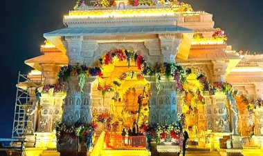 कविता : चलो अयोध्या भक्तों को हनुमान बुलाए हैं ...