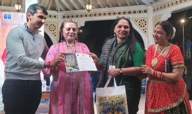 डॉ. मंजू लोढ़ा की कविताओं से सुरीला हुआ मुम्बई का काला घोड़ा फेस्टिवल 