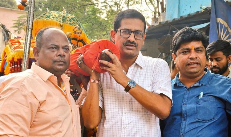 श्री साईं श्रद्धा मित्र मंडल द्वारा चांदीवली सफेदपूल से निकाली गई श्रीक्षेत्र शिर्डी पालकी पदयात्रा 