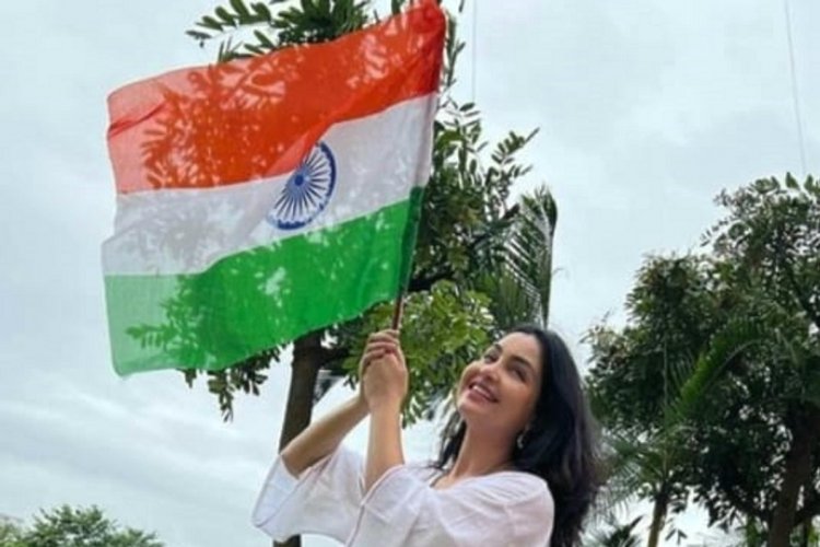  &TV कलाकारों का चित्ताकर्षक बयान : गणतंत्र दिवस हमें गर्व सहित देशभक्ति की भावना के साथ एकजुट करता है ...