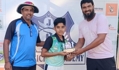 Jeet Acadmy Cricket Tournament : सेमी फाइनल में डैशिंग और जी फोर्स की टीमों की दमदार जीत : अब फाइनल में होगा रोमांचक मुकाबला
