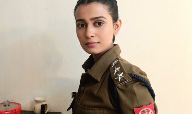 "हप्पू की उलटन पलटन" के दरोगा हप्पू सिंह की बेटी मलाइका जब बन गई एसीपी !