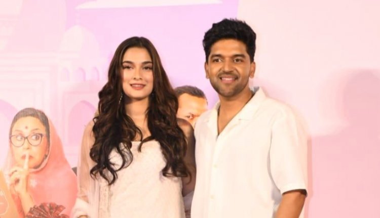 कुछ खट्टा हो जाए : सई मांजरेकर और गुरु रंधावा की फिल्म का तीसरा गाना "जीना सिखाया" हुआ रिलीज...