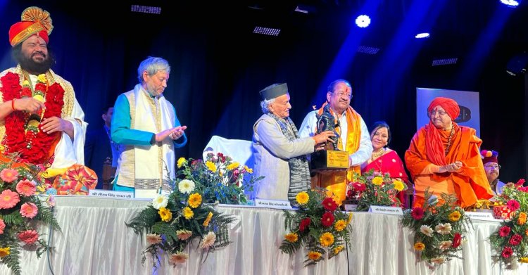 वेद शास्त्र फाउंडेशन ने "हिंदुत्व के आधार स्तंभ पुरस्कार-2024" देकर सांसद गोपाल शेट्टी को किया सम्मानित ...