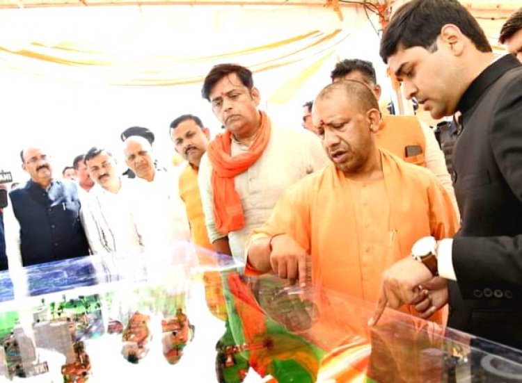 GORAKHPUR में सीएम योगी आदित्यनाथ द्वारा 1,878 करोड़ लागत की 76 जनोपयोगी विकास परियोजनाओं का लोकार्पण-शिलान्यास