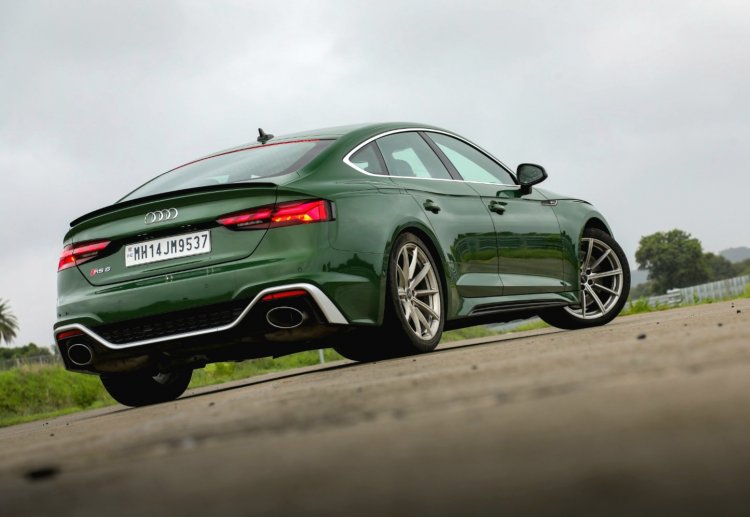 Audi India ने वित्त वर्ष 23-24 में 33 प्रतिशत की वृद्धि के साथ 7,027 कारों की खुदरा बिक्री की !