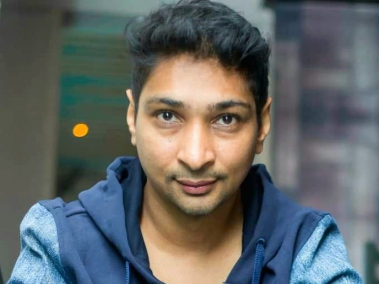 Birth-Day Bash... सेलिब्रिटी फैशन डिजायनर "सुरेश गणेशा" का 4 अप्रैल को जन्मदिन :  बॉलीवुड, फैशन और  कॉर्पोरेट वर्ल्ड की हस्तियां जश्न में होंगी शामिल