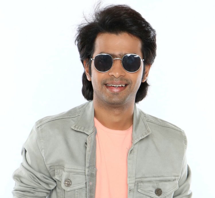 Prathmesh Parab म्हणतोय 'होय महाराजा'...