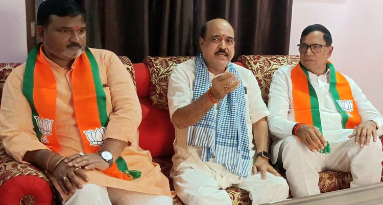 लोकसभा चुनाव 2024 : जौनपुर के भाजपा उम्मीदवार कृपाशंकर सिंह पहुंचे जीरकपुर के 'मनोरम भवन'