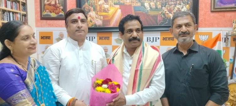 पूर्व सांसद संजीव नाईक की मीरा रोड के जनसेवा जनसंपर्क कार्यालय में सदिच्छा भेंट