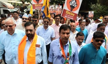 दहिसर की विभिन्न समस्याओं को सुलझाने की मांग के साथ शिवसेना का आर 'उत्तर' मनपा कार्यालय पर धड़क मोर्चा !