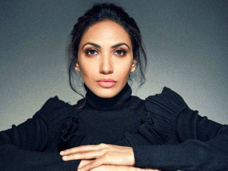 Show ओपनर  बनकर फैशन शो की शानदार ओपनिंग करतीं नज़र आईं फ़िल्ममेकर प्रेरणा अरोड़ा !