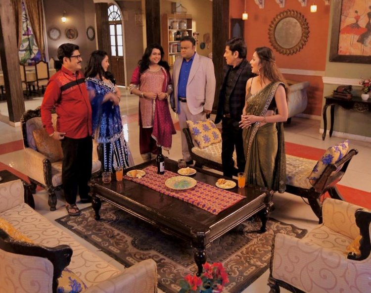 भाबीजी घर पर हैं : नई पड़ोसन कालिंदी अपनी चतुराई और सुंदरता से टीका का चुराएगी दिल !