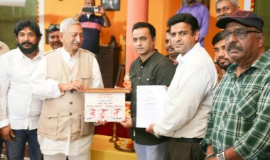 'अष्टपदी' चित्रपटाच्या चित्रीकरणाला कोल्हापूरमध्ये सुरूवात...