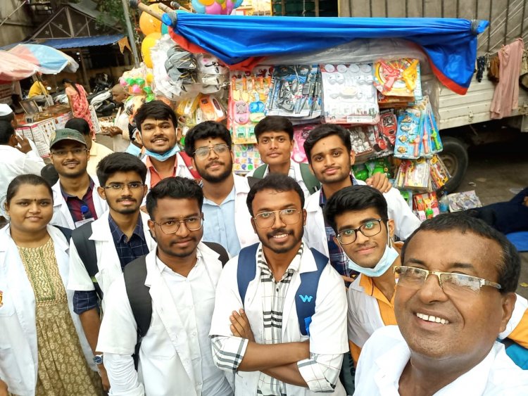 भारत विकास परिषद विलेपार्ले शाखा ने शुरू किया वारकरी लोगों के लिए चिकित्सा शिविर और एम्बुलेंस सेवा