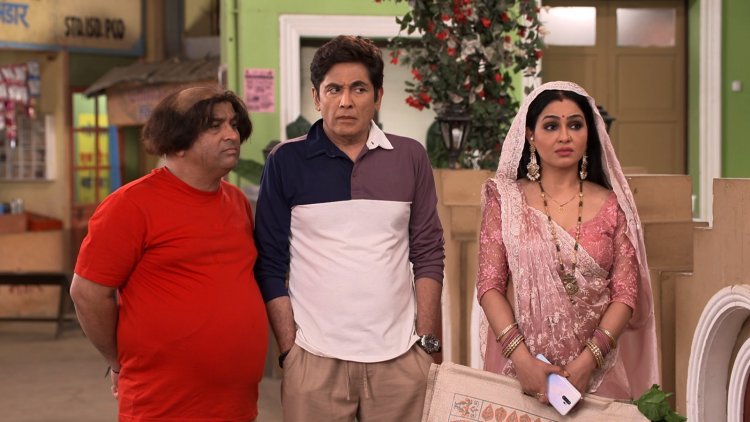 &TV शो "भाबीजी घर पर हैं" में अंगूरी और तिवारी हुये घर से बेघर! 