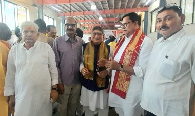 दहिसर के "सद्विचारेश्वर महादेव मंदिर" में रुद्राभिषेक और शिव भंडारा महाप्रसाद का भव्य आयोजन