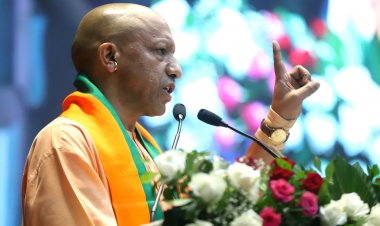 अयोध्या धाम के कुम्हारों के जीवन में 'दीप' जला रही योगी सरकार