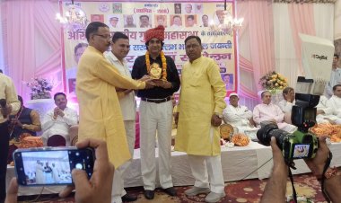 गुर्जर समाज ने जितेन्द्र बच्चन को उत्कृष्ट पत्रकारिता के लिए किया सम्मानित