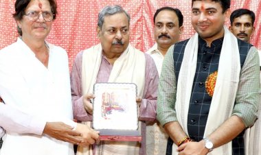 कॉटन ग्रीन की भव्य रामलीला के आयोजन में पहुंचे शहर के गणमान्य नेता