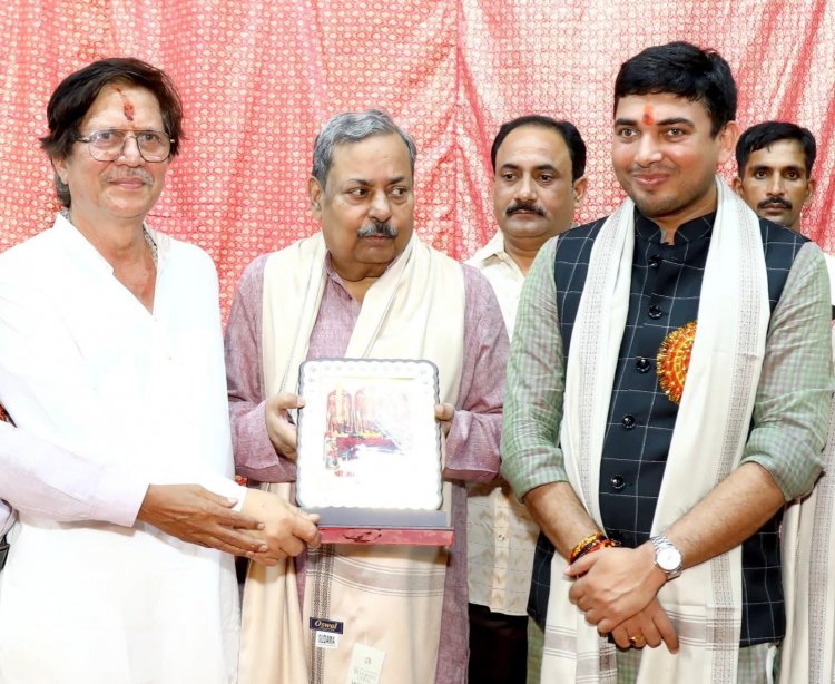 कॉटन ग्रीन की भव्य रामलीला के आयोजन में पहुंचे शहर के गणमान्य नेता