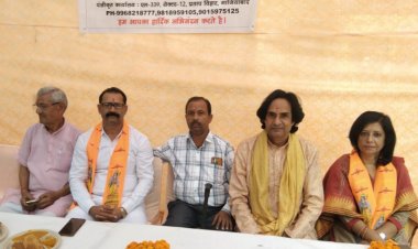 Gaziabad में कायस्थों ने सामूहिक रूप से की कलम दवात की पूजा