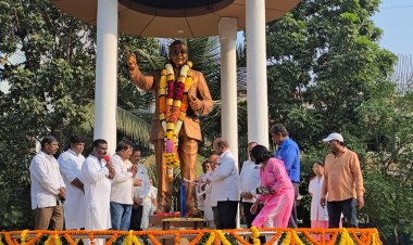 भारतरत्न डाॅक्टर बाबासाहेब आंबेडकर का महापरिनिर्वाण दिवस : अभिवादन कार्यक्रम में शामिल हुए जनसेवक गोपाल शेट्टी