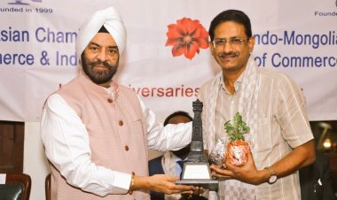 "द पिलर ऑफ हिंदुस्तानी सोसायटी" पुरस्कार से सम्मानित हुए आरटीआय एक्टिविस्ट अनिल गलगली