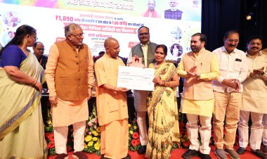 CM योगी ने होली से पहले 1.86 करोड़ परिवारों को दिया बड़ा तोहफा !