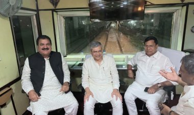 उत्तर भारत के लिए ट्रेनों की संख्या और सुविधाएं बढ़ाएं:  भाजपा नेता कृपाशंकर सिंह ने रेलमंत्री अश्विनी वैष्णव से की मांग