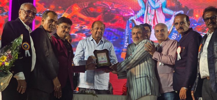 श्री लोहार-सुतार ज्ञाती हितवर्धक मंडल का विश्वकर्मा पूजा और सरस्वती  पुरस्कार आयोजन सम्पन्न