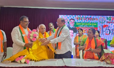 भाजपा के स्थापना दिवस पर वरिष्ठ नेताओं को पूर्व सांसद गोपाल शेट्टी ने किया सम्मानित