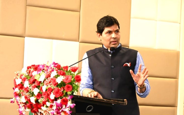 राजनीति के लिए भाषा को हथियार बनाना दुर्भाग्यपूर्ण – डॉ. योगेश दुबे