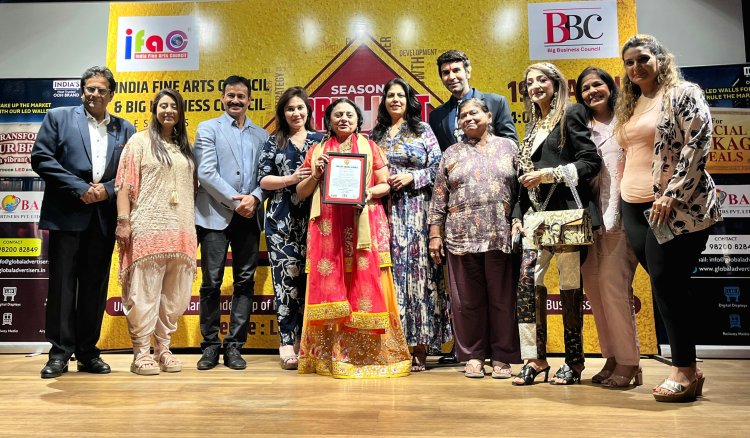 डॉ. मंजू मंगलप्रभात लोढ़ा को मिला "लाइफटाइम अचीवमेंट अवार्ड"