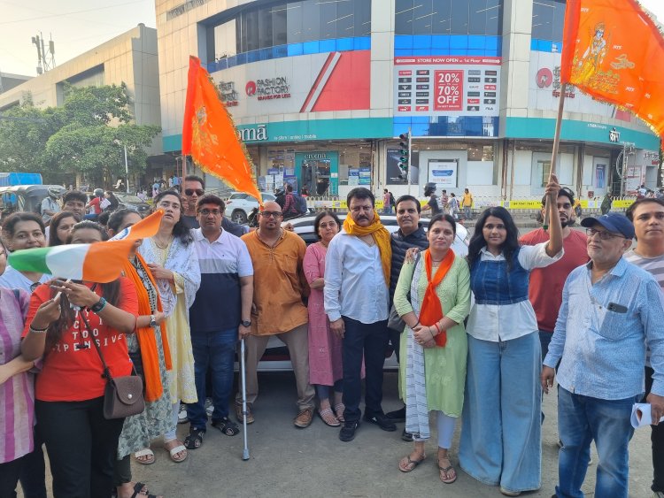 पहलगाम में आतंकी हमले के विरोध में कश्मीरी हिंदुओं का जोरदार प्रदर्शन