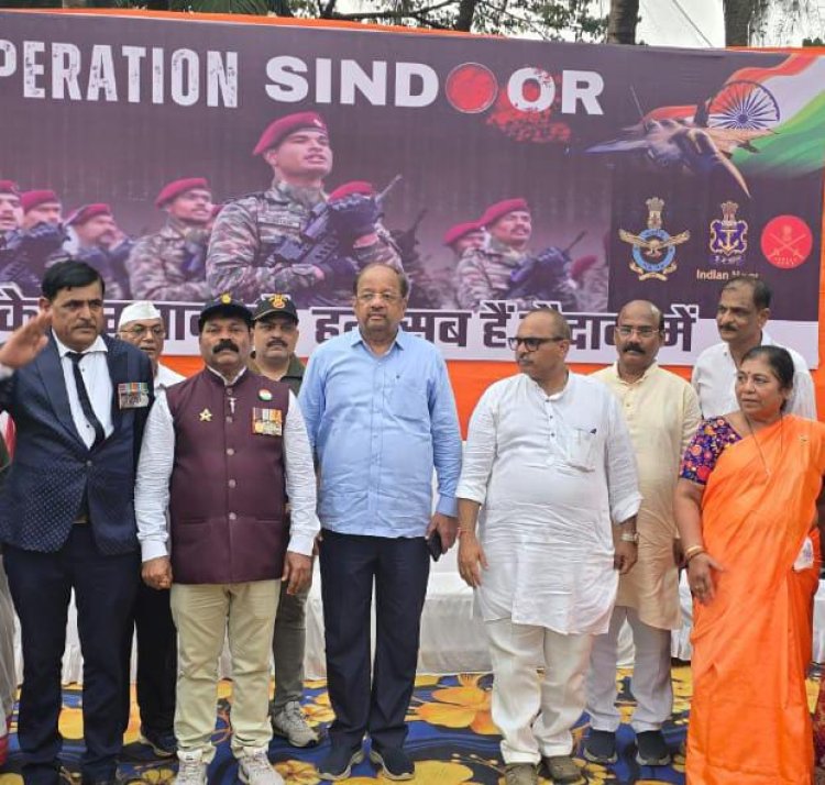 भारतीय सेना के सम्मान में दहिसर में आयोजित की गई "तिरंगा यात्रा"