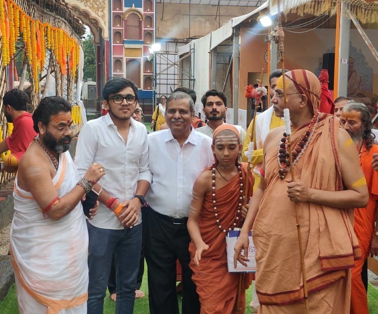 बोरीवली में शंकराचार्य श्री अविमुक्तेश्वरानंद जी सरस्वती महाराज का चातुर्मास : सैकड़ों भक्तों ने  दर्शन कर आशीर्वाद लिया