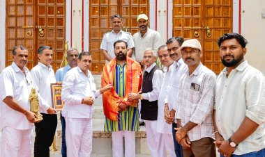 डॉ. लक्ष्यराज सिंह मेवाड से समाजसेवी अजयराज पुरोहित ने की शिष्टाचार भेंट...