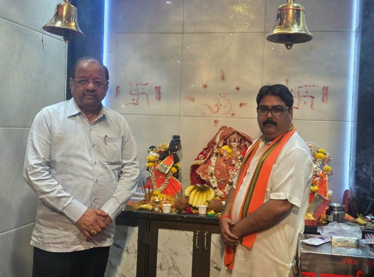  नव निर्मित मंदिर में मूर्तियों की स्थापना व प्राण प्रतिष्ठा के आयोजन में पहुंचे पूर्व सांसद गोपाल शेट्टी 