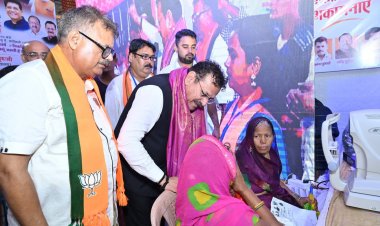 कांदिवली में सेवा पखवाड़ा अंतर्गत "नमो संजीवनी नेत्र चिकित्सा शिविर" का आयोजन