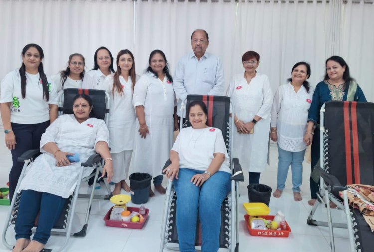 कांदिवली के रक्तदान शिविर में पूर्व सांसद गोपाल शेट्टी ने की शिरकत