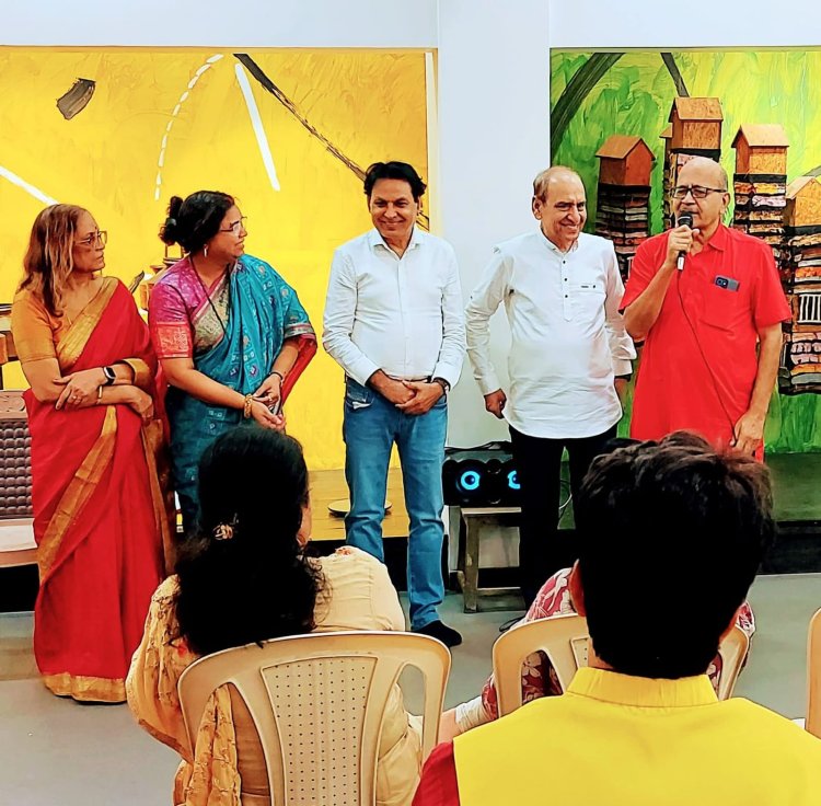 दीवाली स्नेह मिलन समारोह अंतर्गत गोरेगांव में कवयित्री सम्मेलन का आयोजन