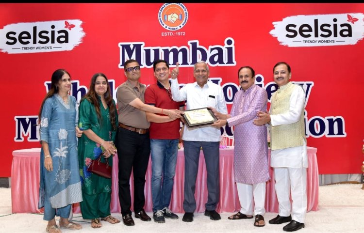 मुंबई होलसेल होजियरी मर्चेंट एसोसिएशन का वार्षिकोत्सव एवं कवि सम्मेलन हुआ सम्पन्न