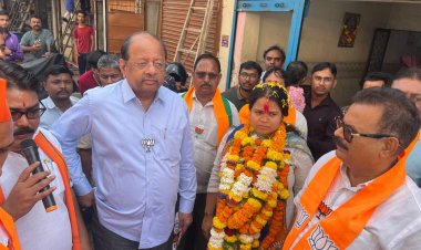 Kandivali : मनिषा कमलेश यादव के चुनाव-प्रचार में शामिल हुए पूर्व सांसद गोपाल शेट्टी