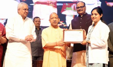 नव चयनित 1,228 नर्सिंग अधिकारियों को सीएम योगी आदित्यनाथ ने प्रदान किया नियुक्ति पत्र