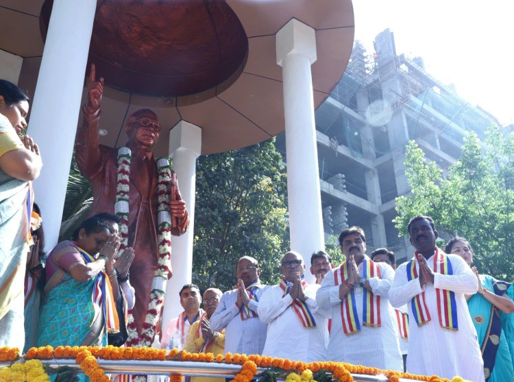 भारतरत्न डॉ. बाबासाहेब आंबेडकर जयंती समारोह का शताब्दी अस्पताल में भव्य आयोजन हुआ...